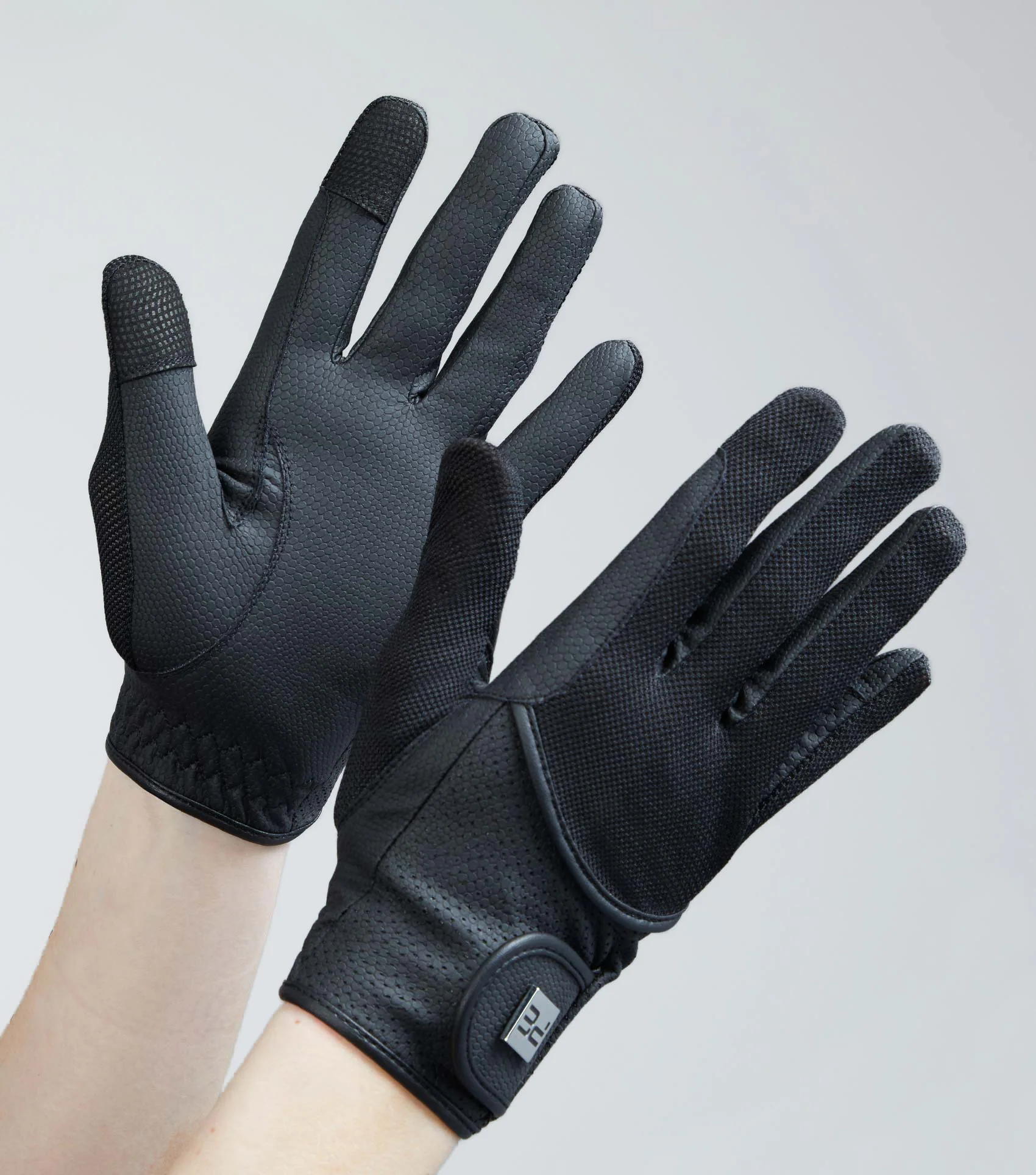 Presa-Black-image1_a47a2ef4-035f-4358-8545-5ffac6273d38_2048x Premier Equine Presa Gloves - Image 1